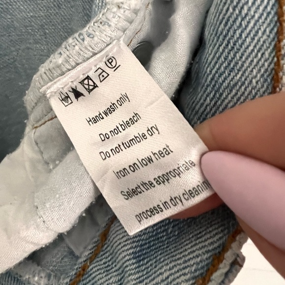 Woman's Glamorous Destroyed Jeans Size Small - Picture 3 of 6